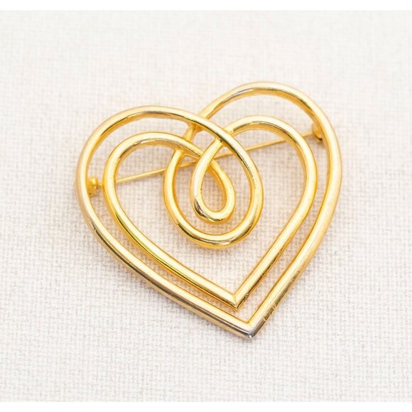 Vintage Double Intricate Heart Gold Tone Brooch - A11 - Picture 1 of 2